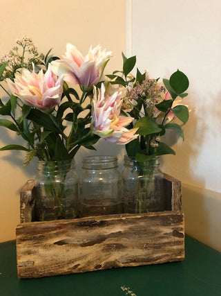 Mixed oriental lily in wooden box.